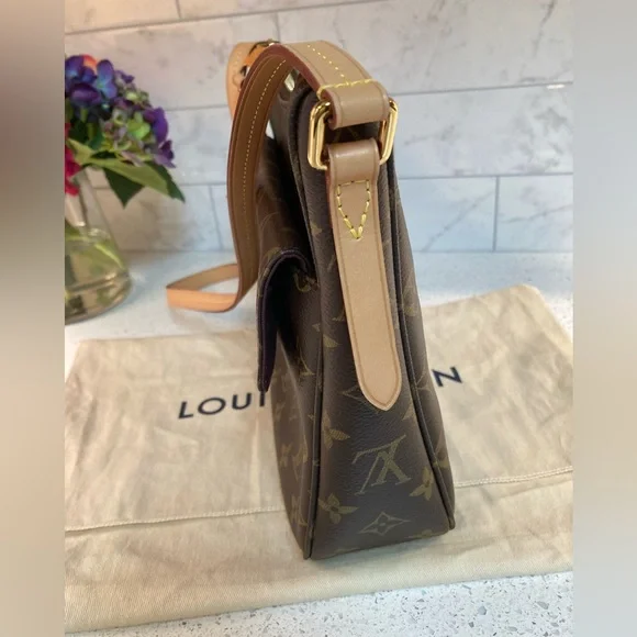 Louis Vuitton Mabillion Handbag - Picture 10 of 16
